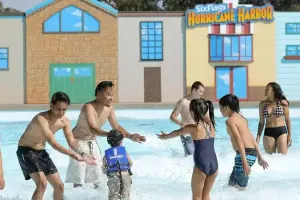 Six Flags Hurricane Harbor Concord Tickets