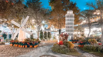 Carton King Creative Park Tickets