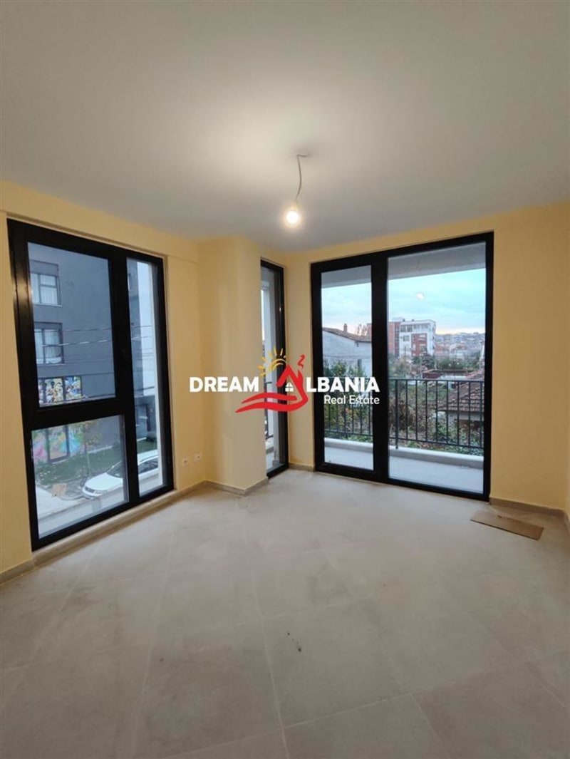 Apartament 1+1 me qera ne Ali Dem 