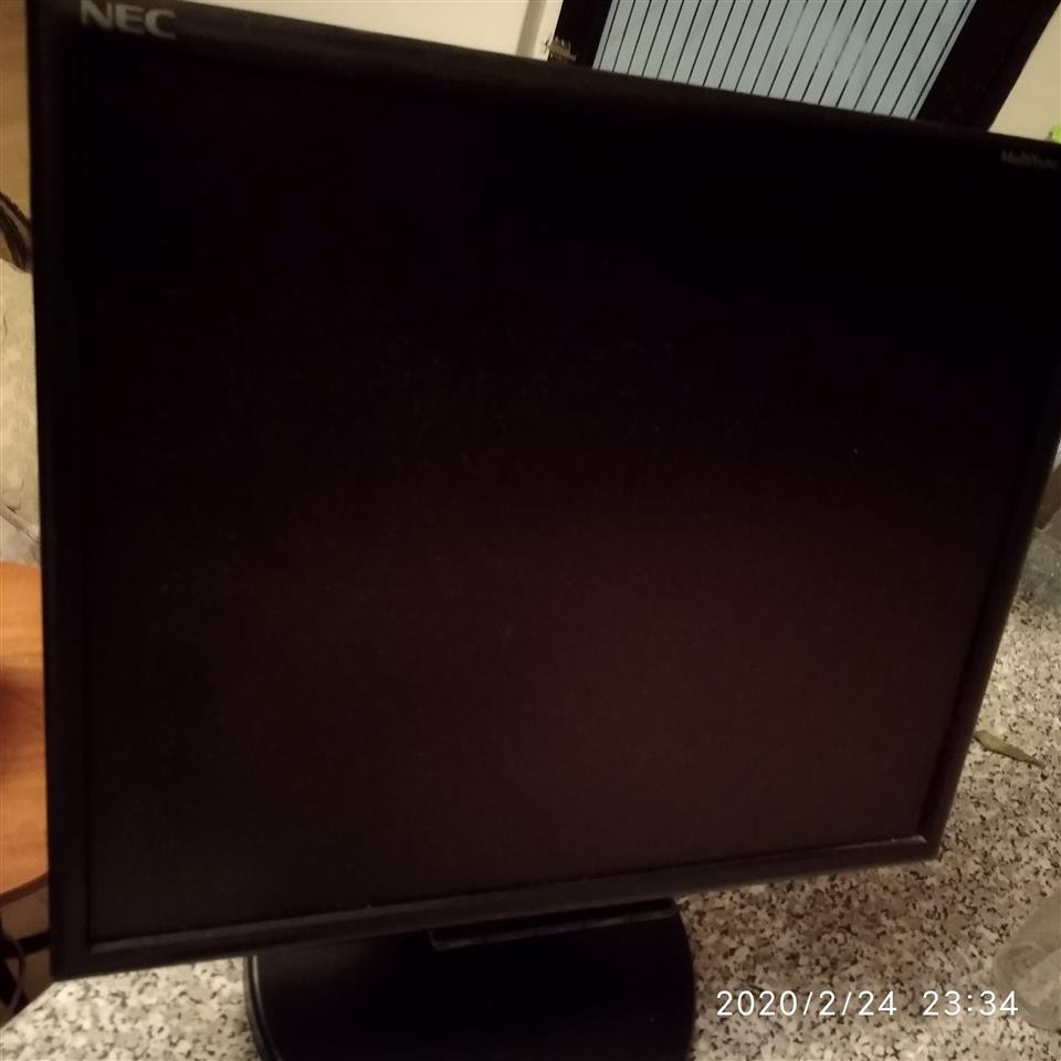 Monitorë Dell , NEC ( 17, 14 POLSH)