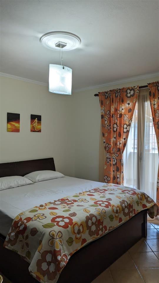 Apartament 2+1+1, 