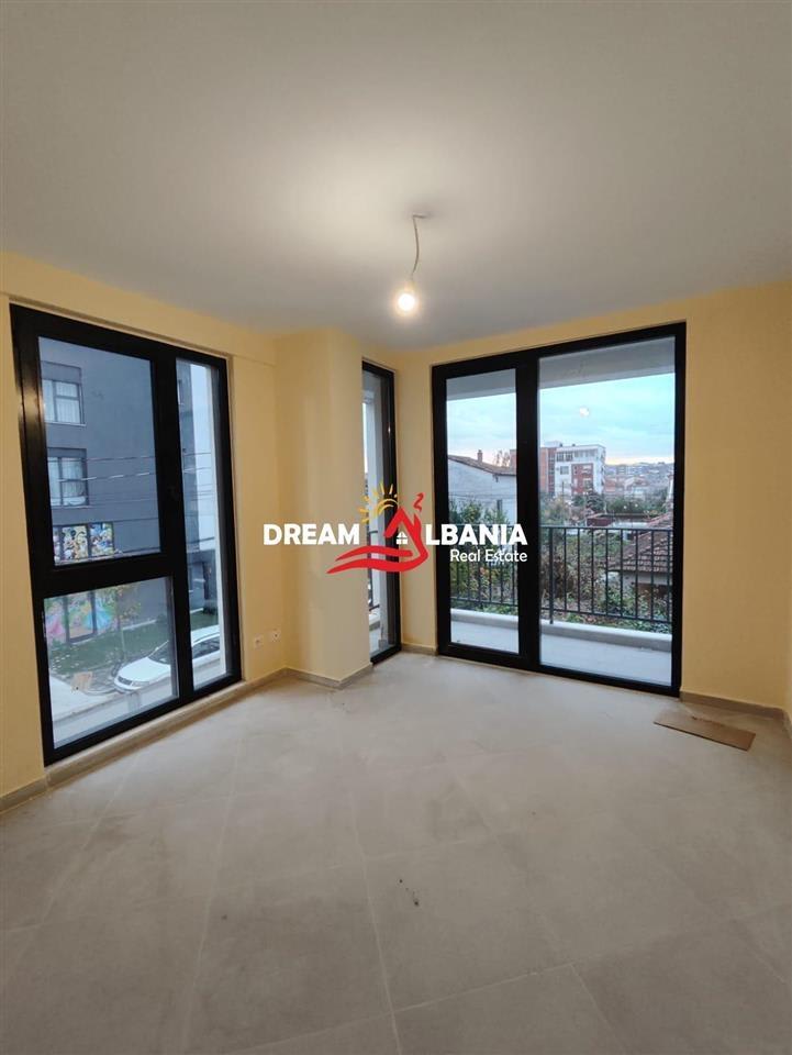 Apartament 1+1 me qera ne Ali Dem 