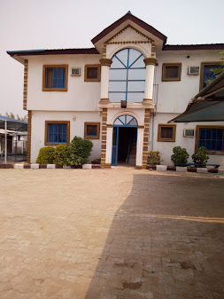 Royal Glory Hotel And Suite