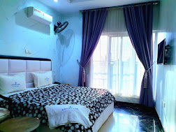 B. Pipple's Suites 