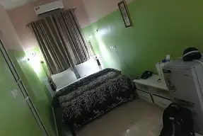 Sandton Gold Hotels, Agbara