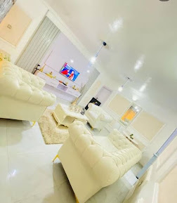 White Emirates Hotel & Apartments