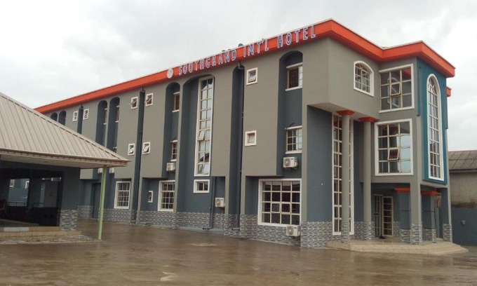 SOUTHGRAND INT'L HOTEL