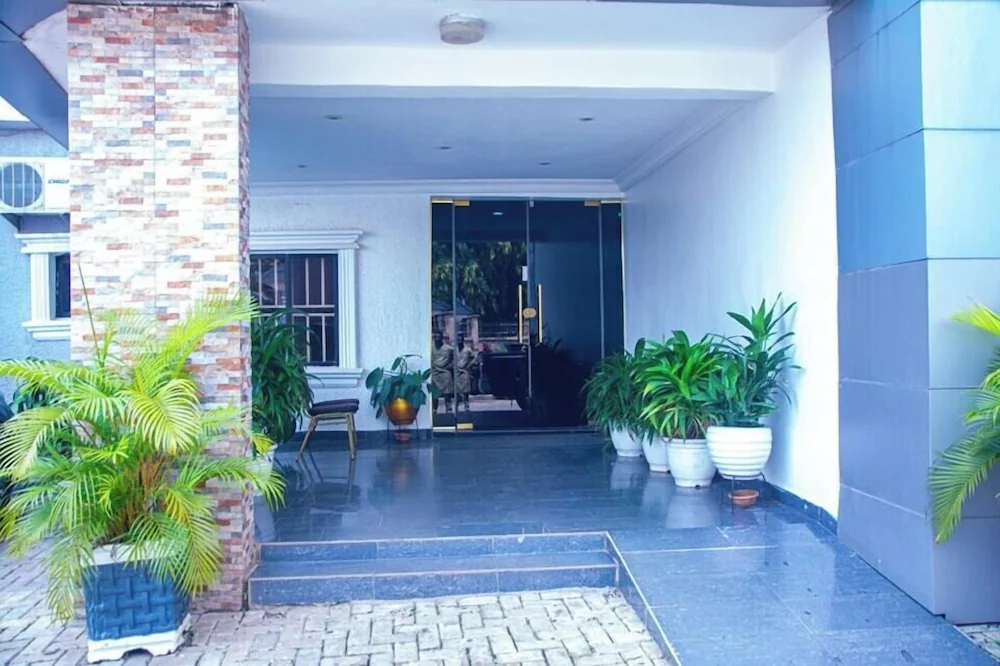 KD Hotel and Apartments