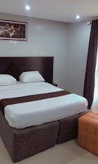Dynasty Hotel