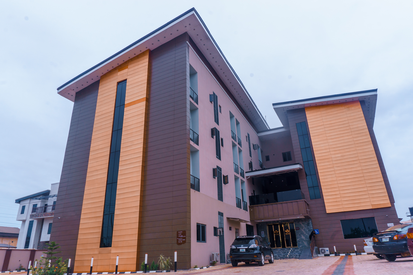 Rolarz Resort And Hotel