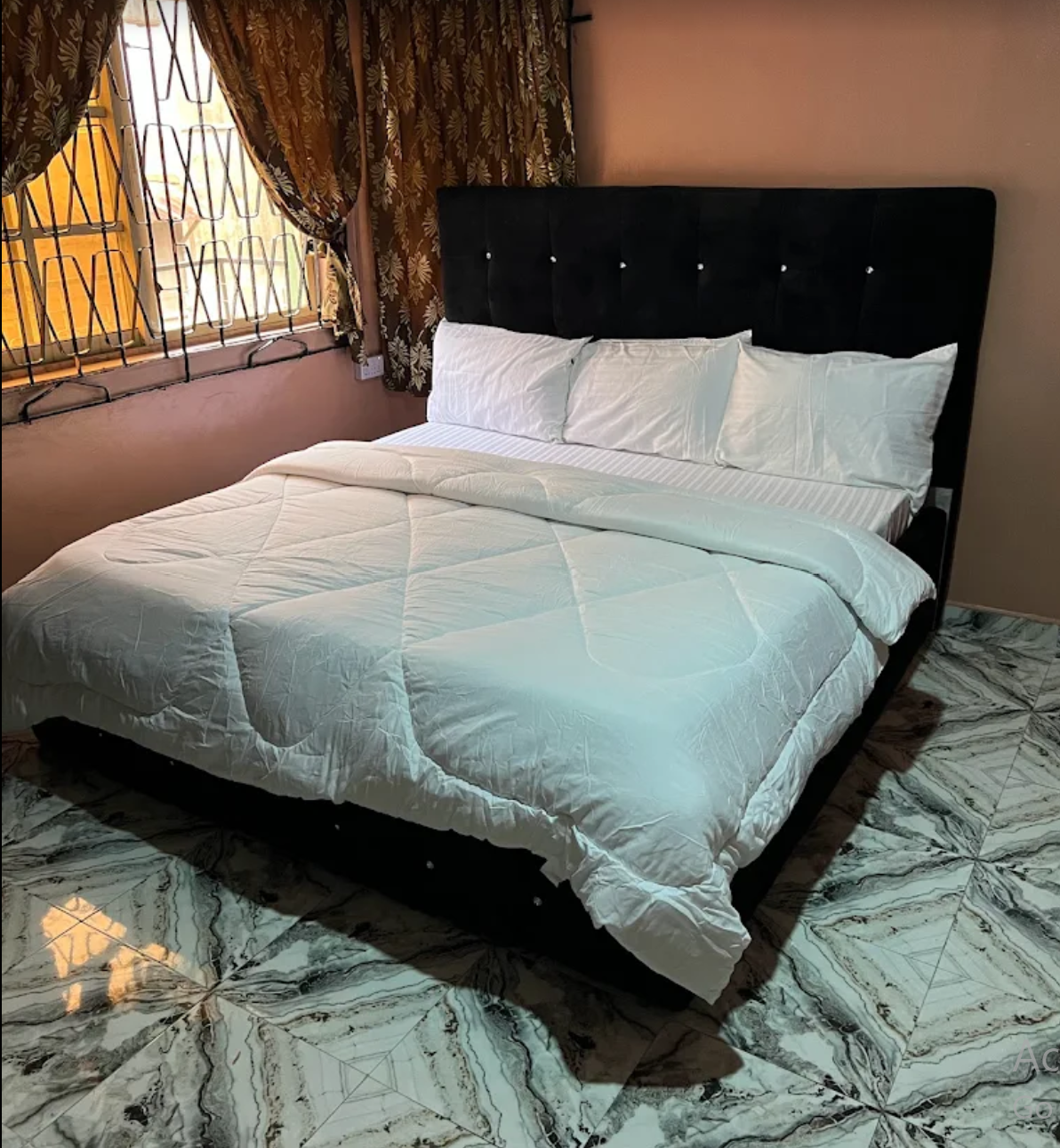 Centrepage Hotel and Suite