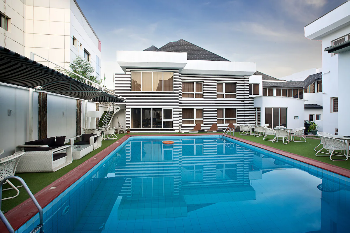 Summerset Continental Hotel