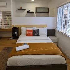 Yellow Door Hotels 1 9jahotel