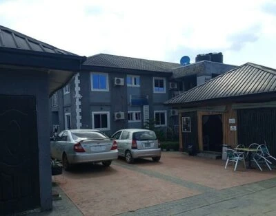 Victoria Inn / Q Bar & Grill 9jahotel