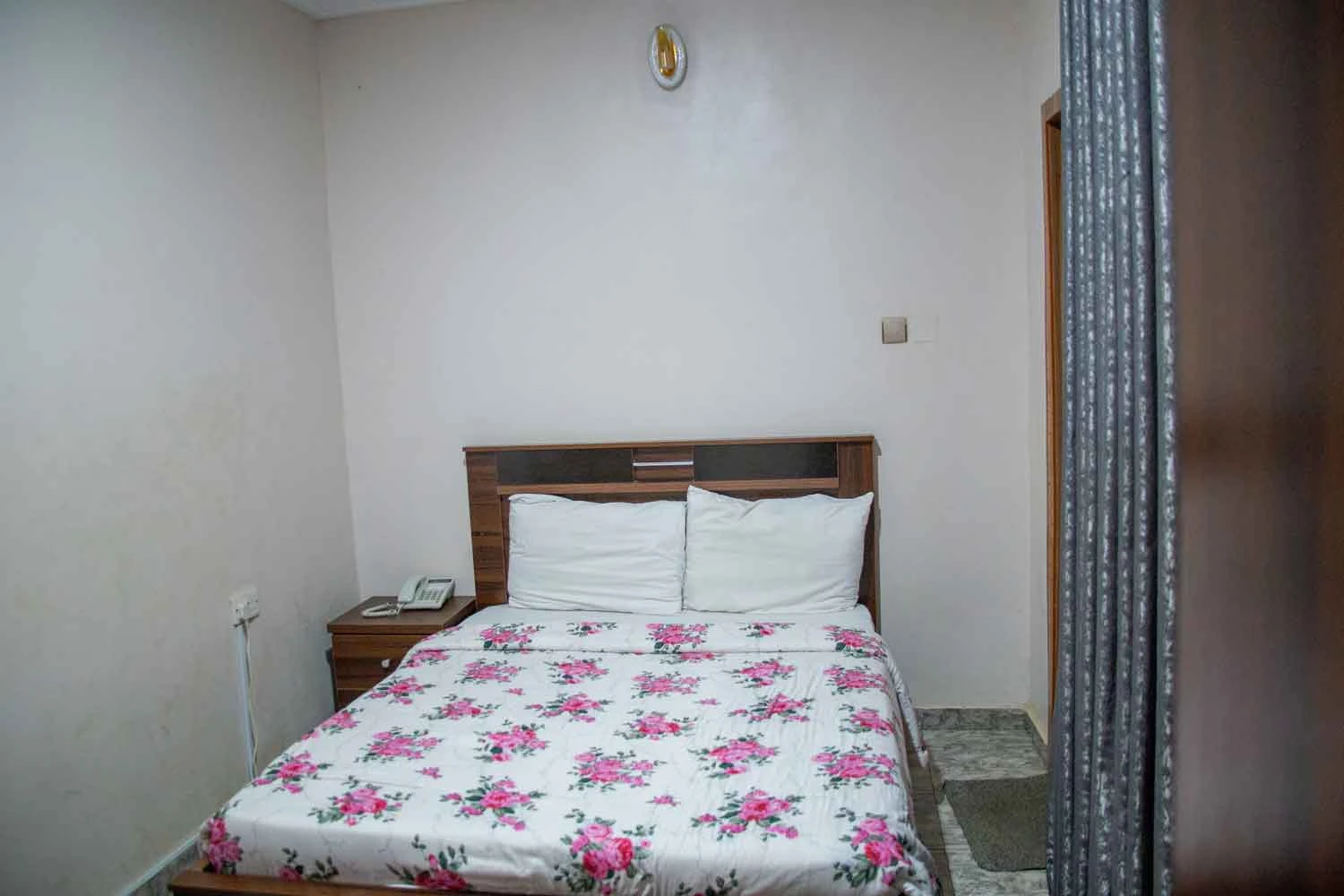 ALNUS HOTEL 9jahotel