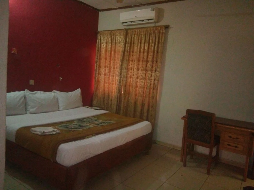 Progandy Guest House (Annex) 9jahotel