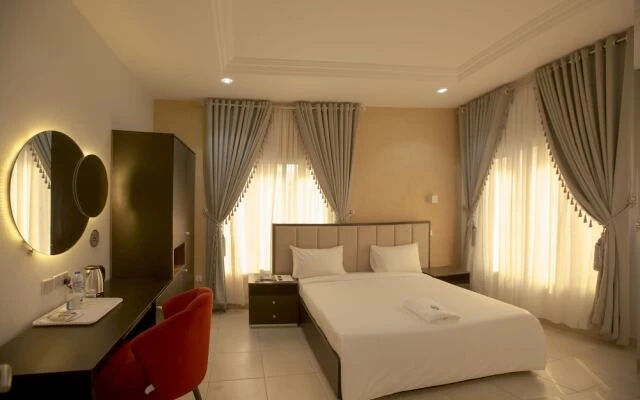 Triple 9 Apartments 9jahotel