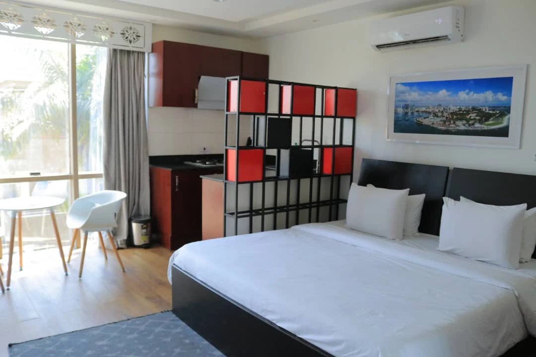 The Glass Residence By Gidanka 9jahotel