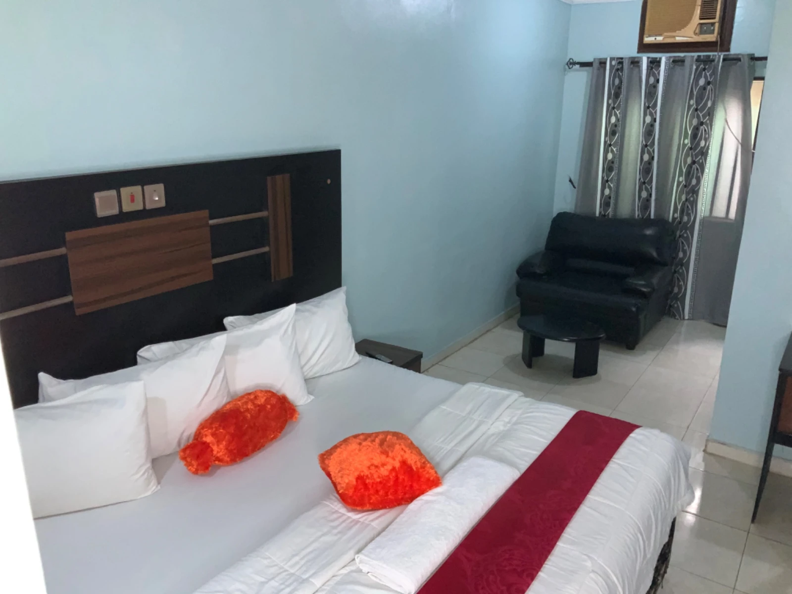 Senators Suites and Towers Ltd 9jahotel