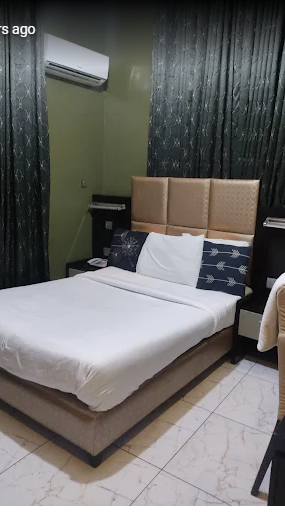 Darrell Suites 9jahotel