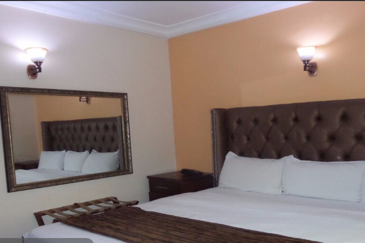 Sugar Land Hotel & Suites 9jahotel