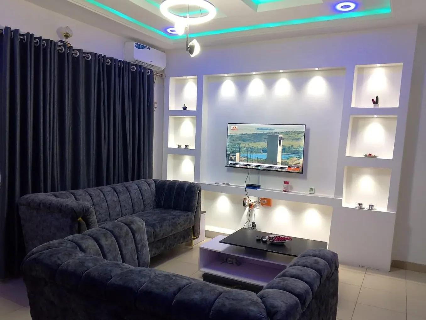 Starfridine Luxury Apartment 9jahotel