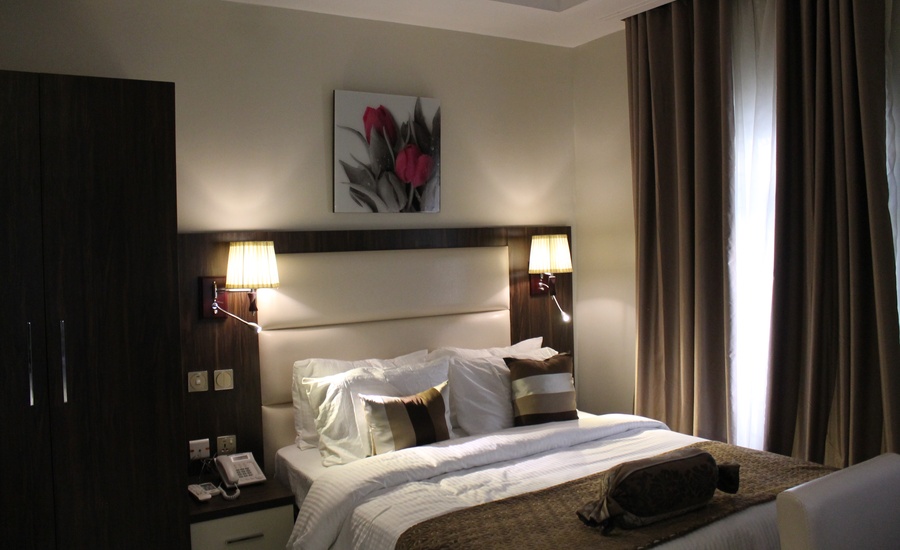 De Santiago Milan Hotels And Suites 9jahotel