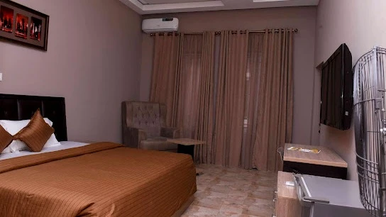 The Evolution Guest House 9jahotel