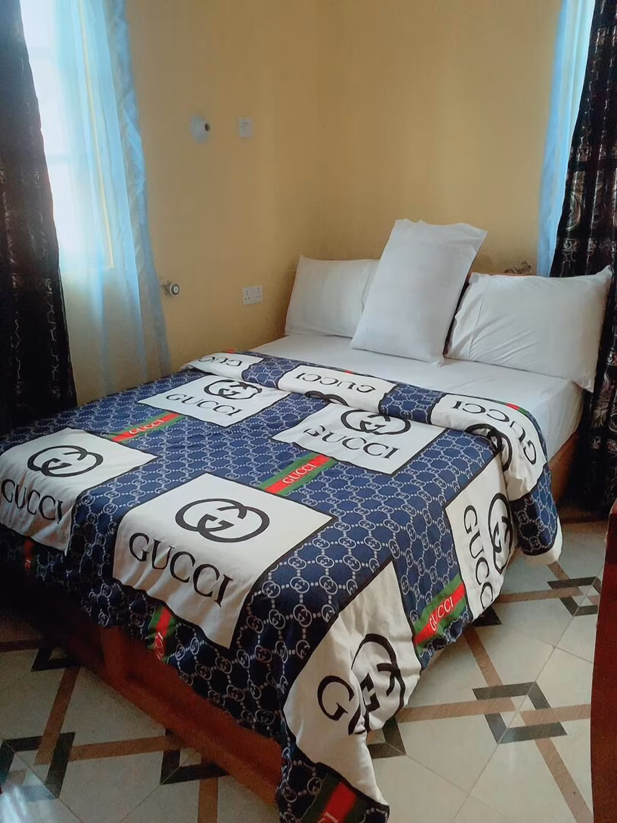 Mary Queen Hotels and Suites 9jahotel