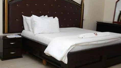 Precious Palm Royal Hotel - Hotel image