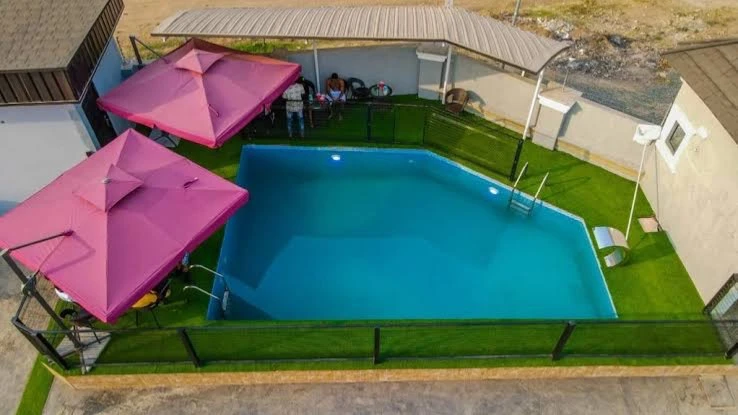 RONKIBOG CRYSTAL HOTEL & SUITES - Hotel image