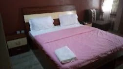 ONIKOYI ROYAL HOTEL - Hotel image