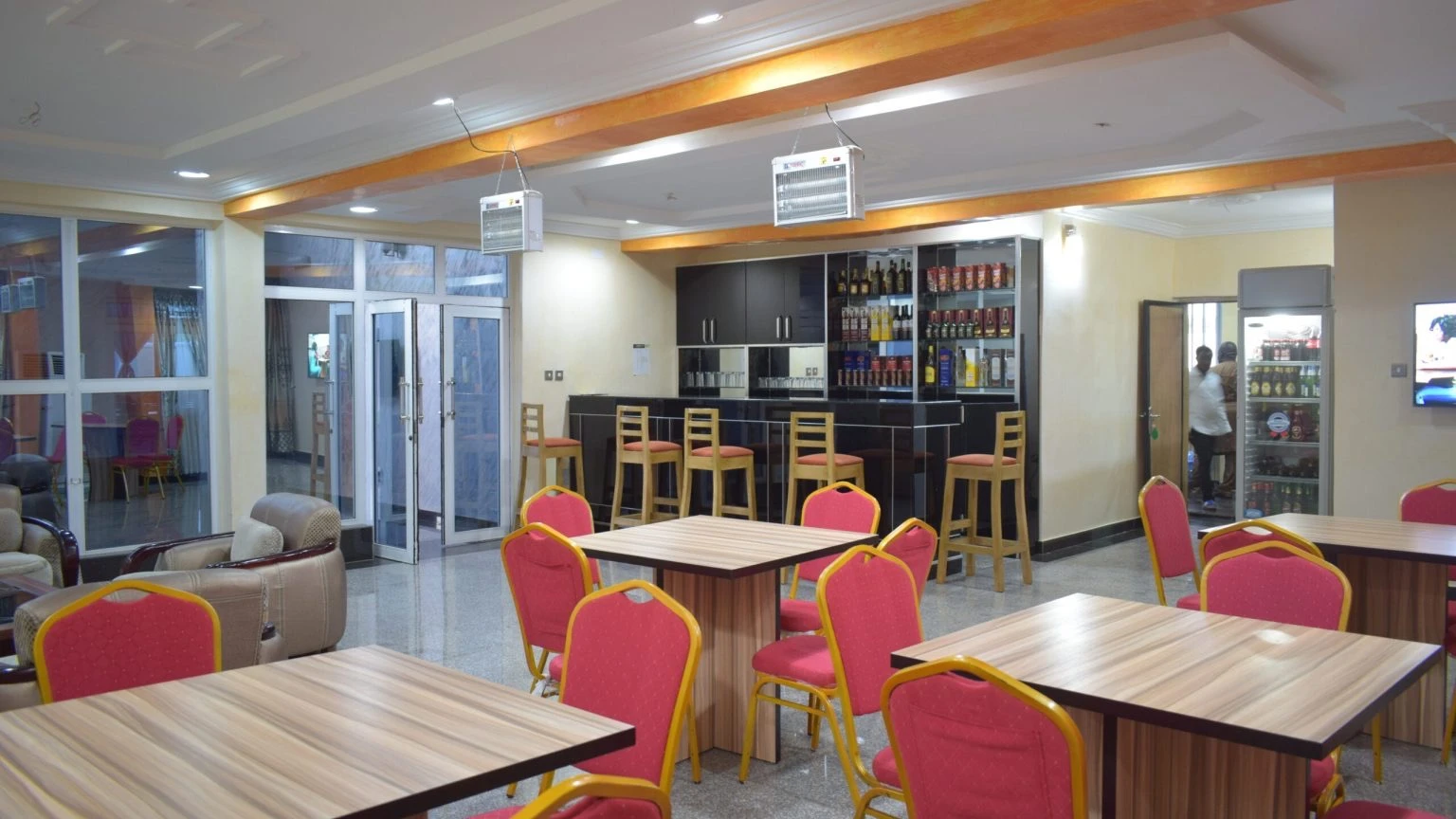 ONIKOYI ROYAL HOTEL - Hotel image