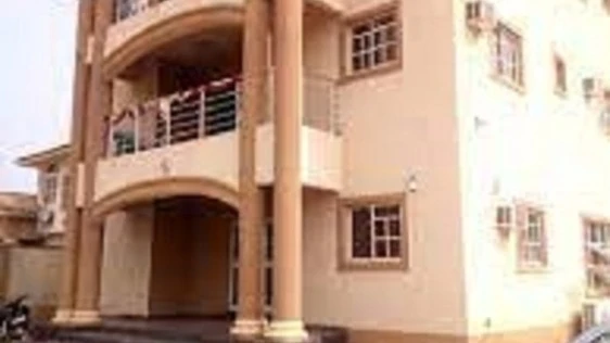 EZINNE HOTELS AND GARDEN - Hotel image