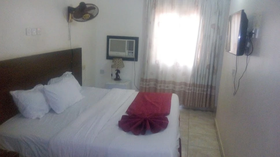 214 Global Luxury Hotel and Suites - Hotel image