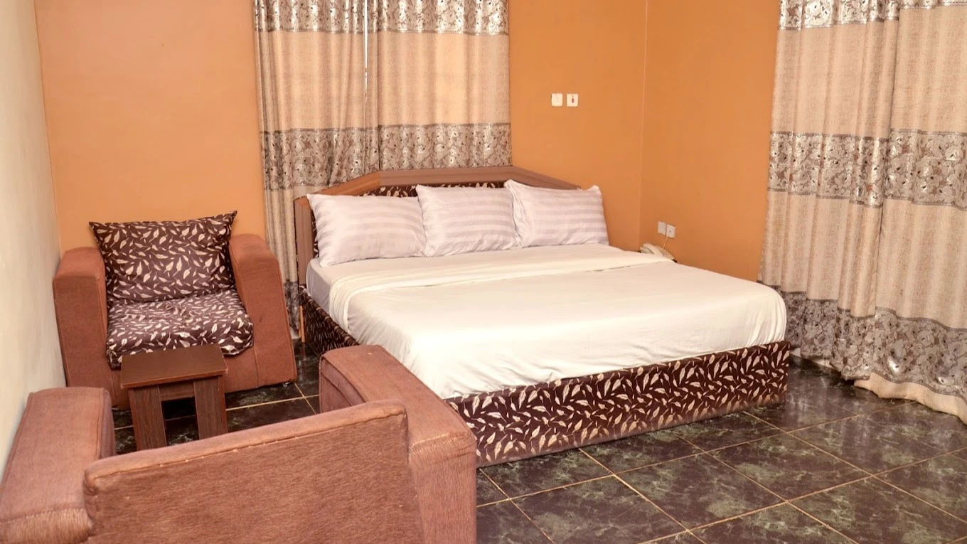 Supreme Hotels Ltd - Hotel image