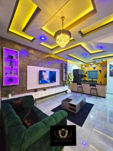 2 Bed Apartment 3 - Bright Benin City Stay - Background image