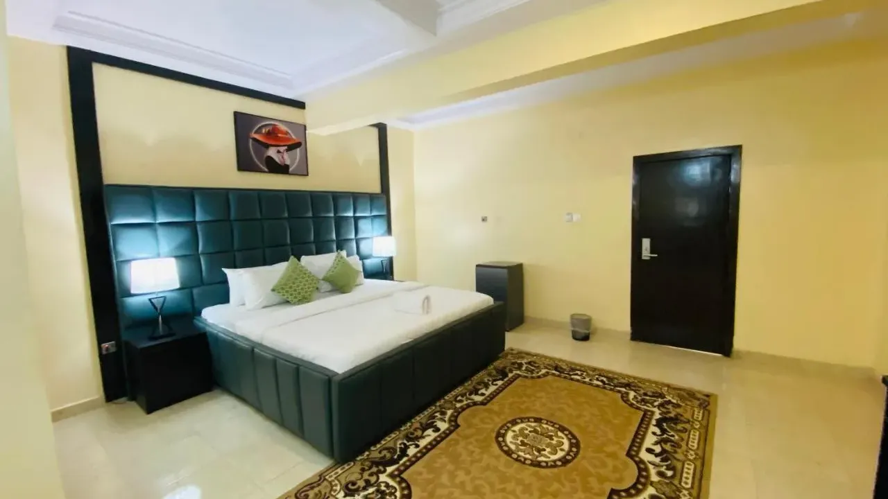 Light Spring Hotel - Hotel image