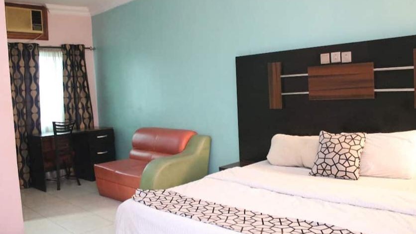 Senators Suites and Towers Ltd - Hotel image