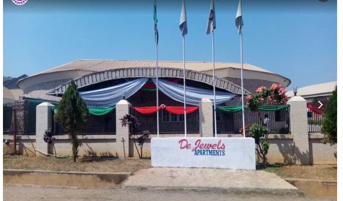 D-J-ewels Apartment - Background image