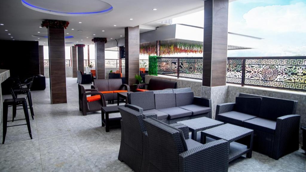 SKYLINE VIEW HOTEL - Hotel image