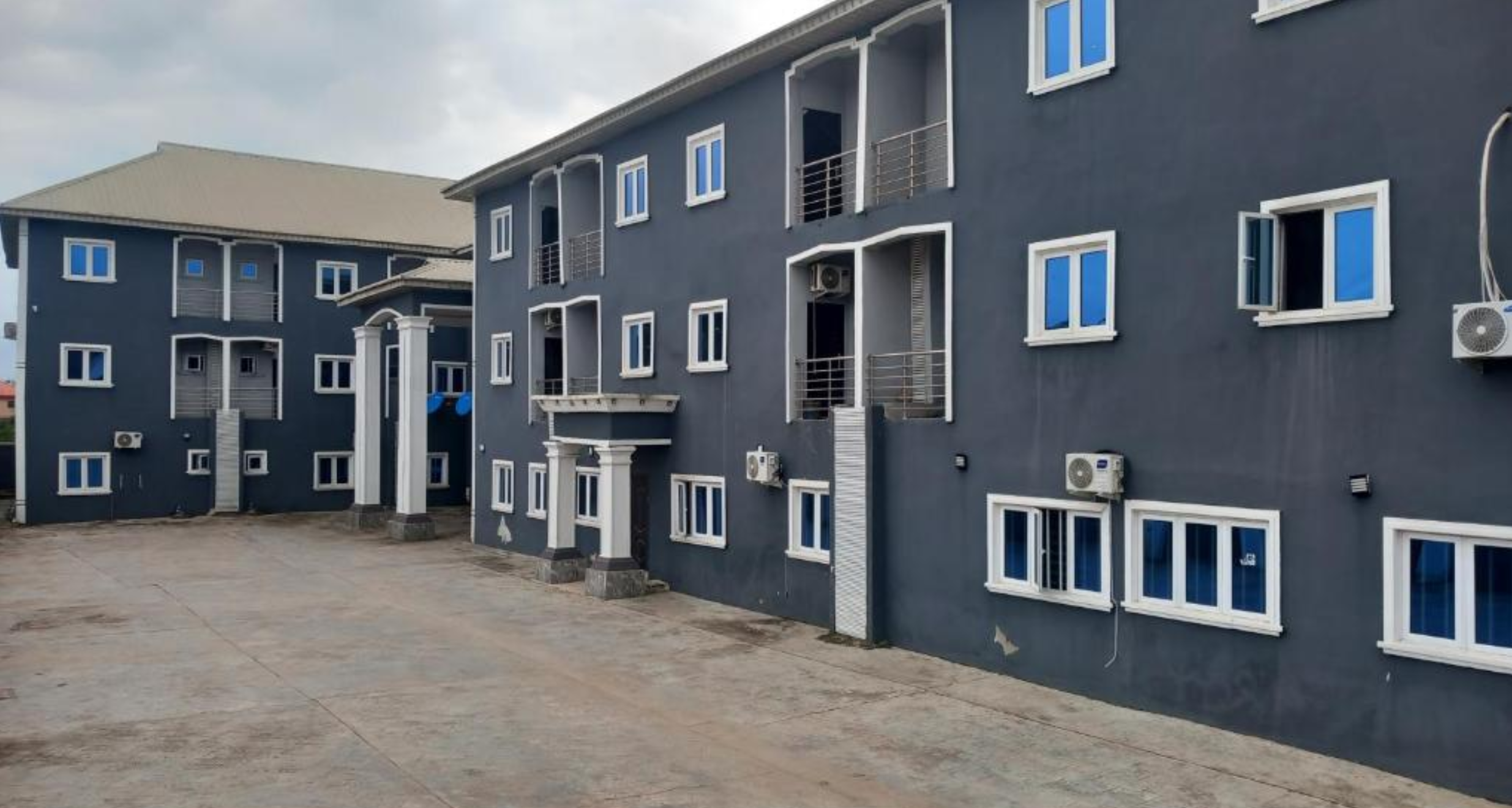 Tovia Hotel & suites - Background image