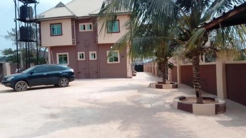 Starfridine Luxury Apartment - Background image