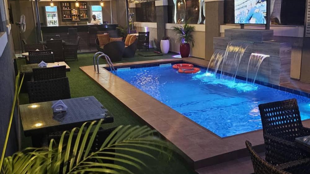 Carlton Swiss luxury Residency - Hotel image