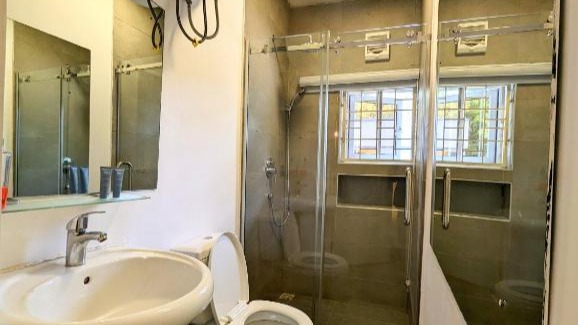 Yellow Door Hotels 1 - Hotel image