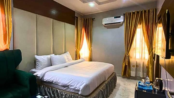 MAFIS ROYAL - Hotel image