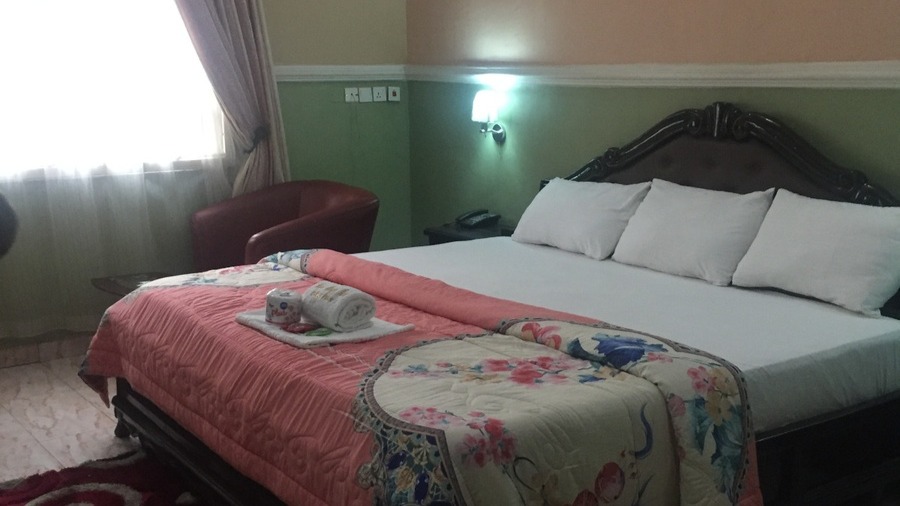 QUBEST ROYAL HOTEL - Hotel image