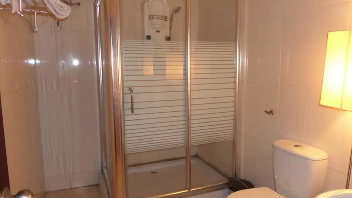 Ellis Suites Limited - Hotel image