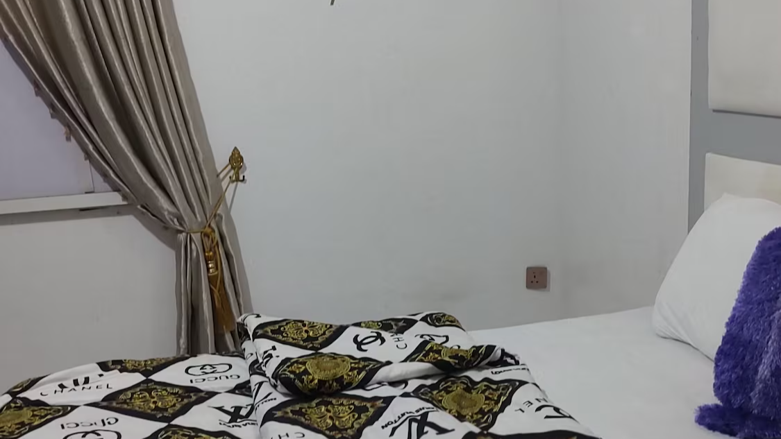 White Emirates Hotel & Apartments - Hotel image