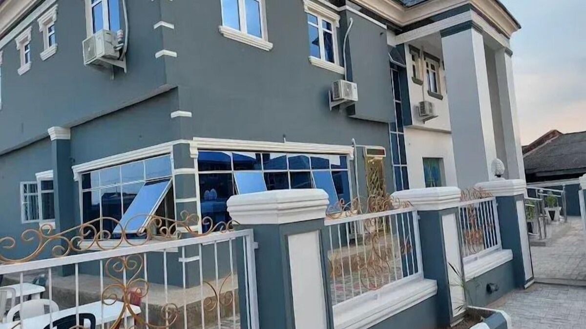 Double Crown Hotel - Hotel image